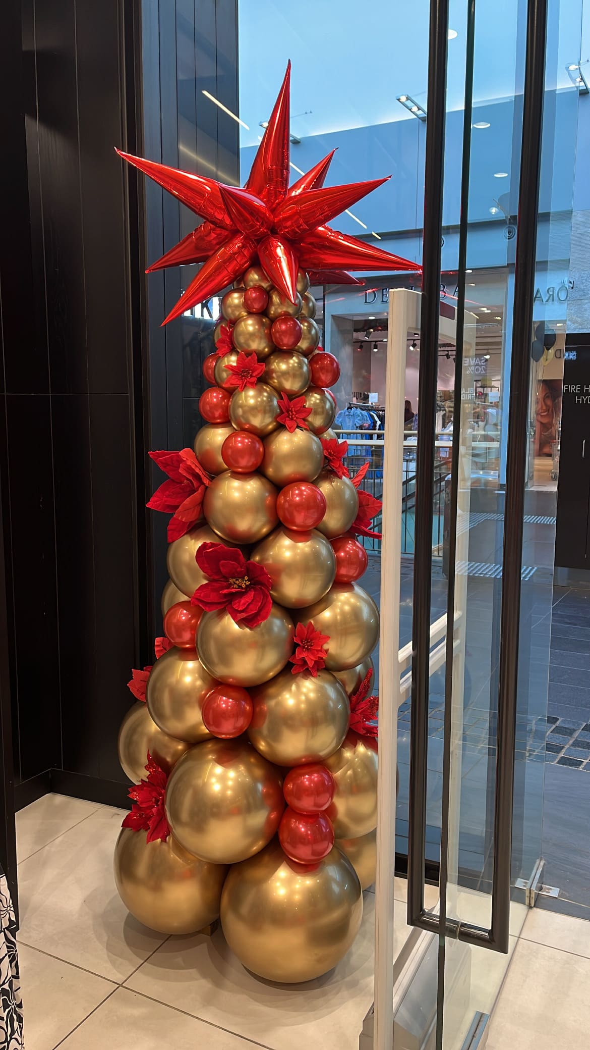 Christmas Balloon Garland with candy cane